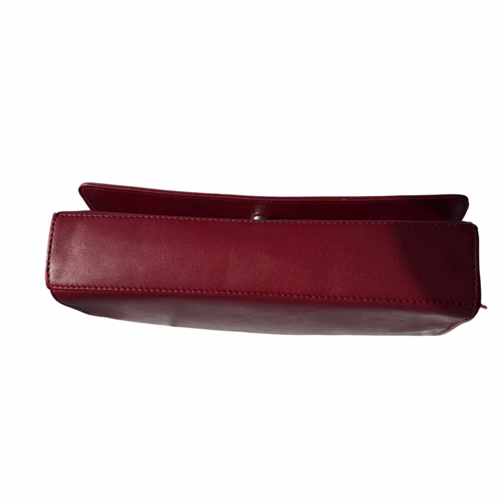 Nordstrom‎ Leather Deep Wine / Burgundy Clutch/ Crossbody with detachable strap